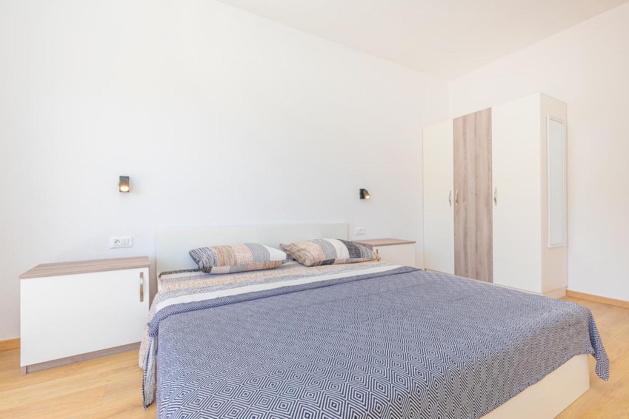 Olive Tree Apartment 1 Prijevor Extérieur photo